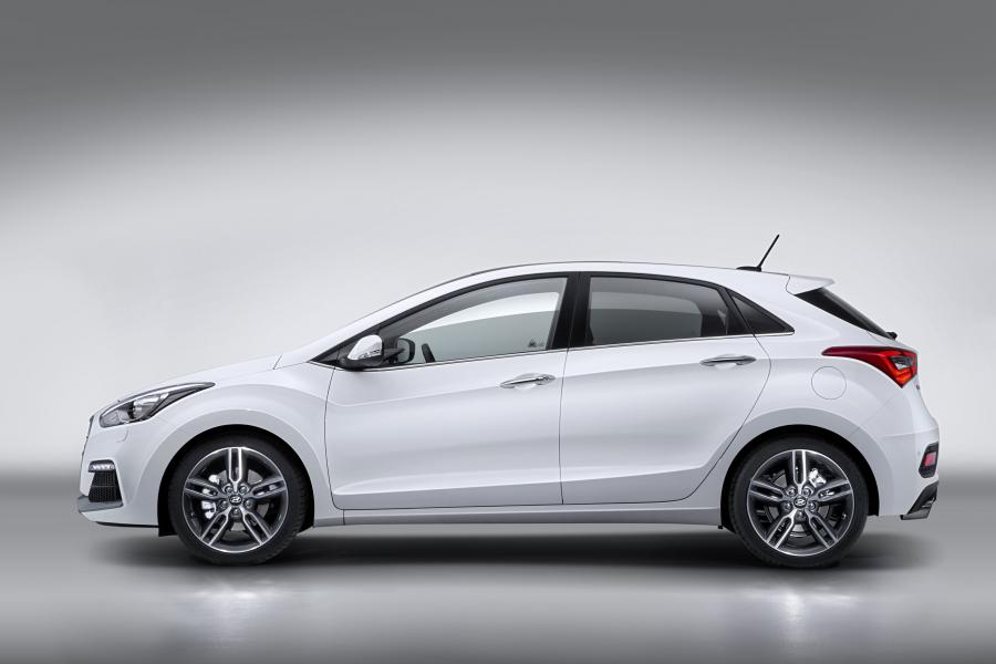  Hyundai i30 5-Door Turbo 2015 года  (фото 5 из 23)